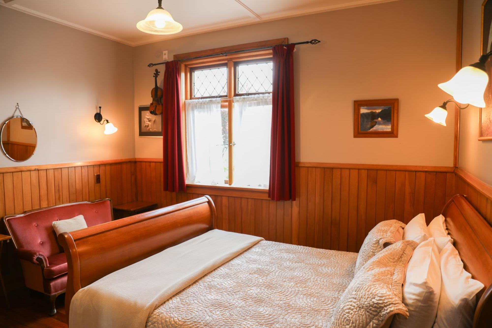 테아나우 테 아나우 로지 B&B 외부 사진
